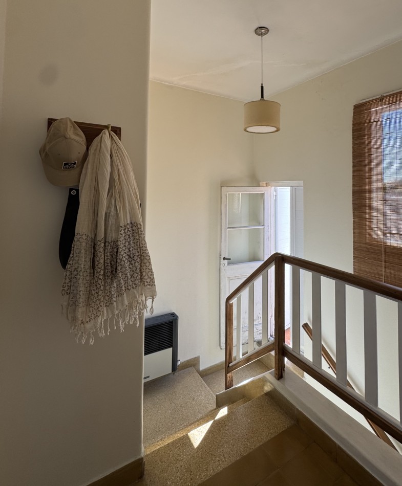 Venta - Casa 4 ambientes Excelente estado -  Coronel Vidal 