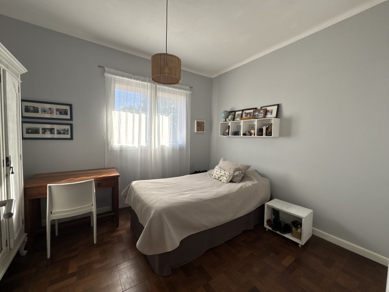 Venta - Casa 4 ambientes Excelente estado -  Coronel Vidal 