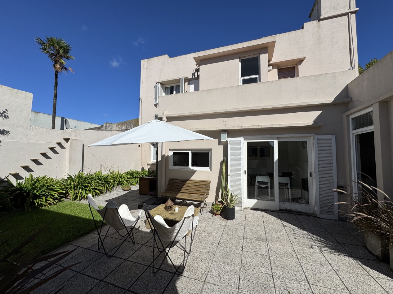 Venta - Casa 4 ambientes Excelente estado -  Coronel Vidal 