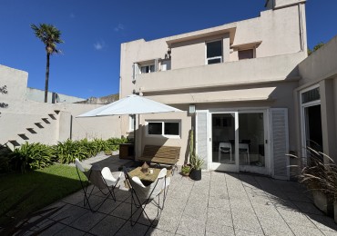 Venta - Casa 4 ambientes Excelente estado -  Coronel Vidal 