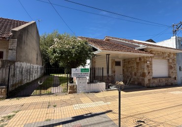 Casa 3 ambientes c/ parque - Coronel Vidal 